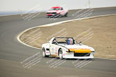 media/Jan-26-2025-CalClub SCCA (Sun) [[cfcea7df88]]/Group 5/Race/